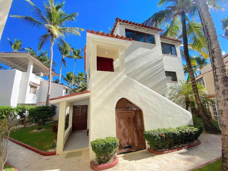 Korales Beach Apartments image