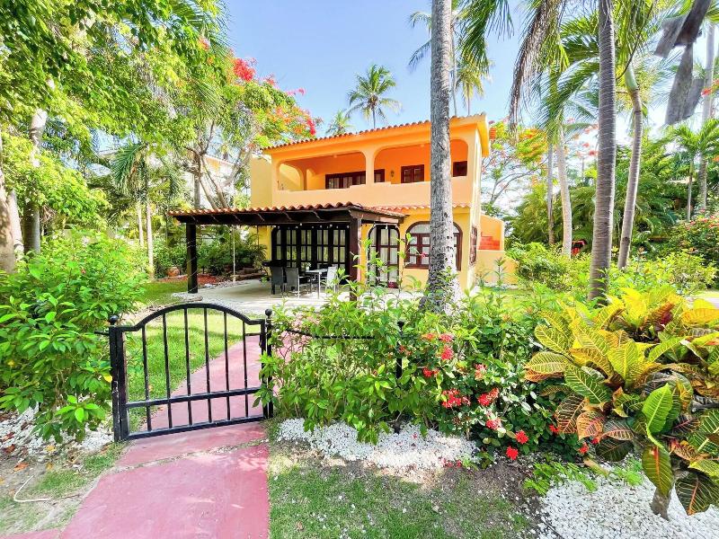 Korales Beach Apartments image