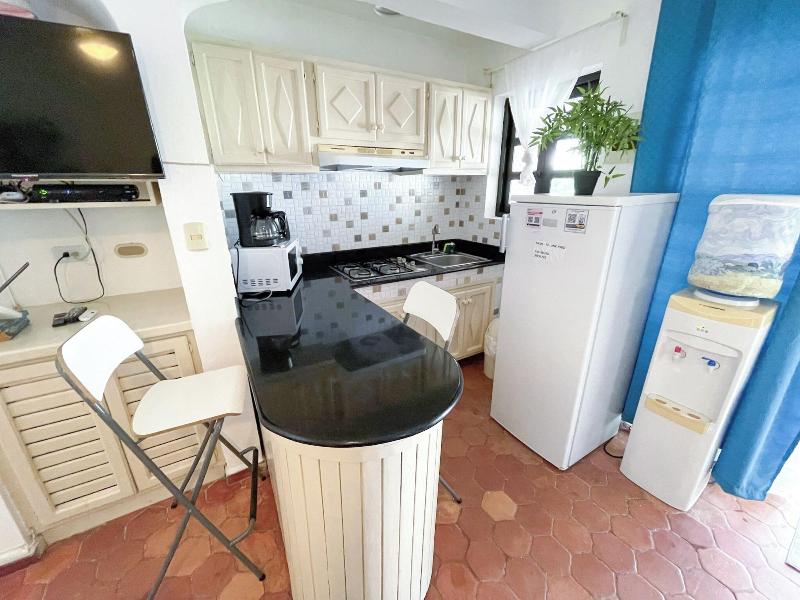 Korales Beach Apartments image