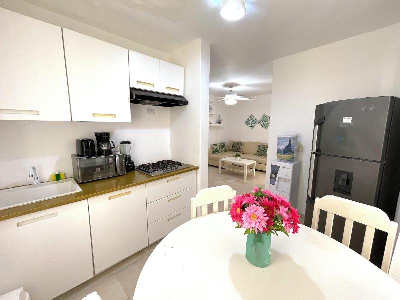Korales Beach Apartments image