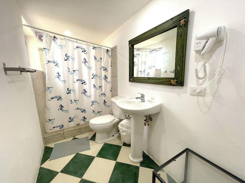 Korales Beach Apartments image