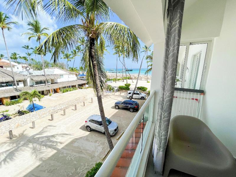 Korales Beach Apartments image