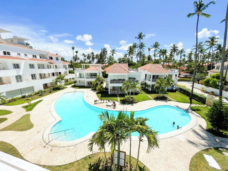 Korales Beach Apartments image