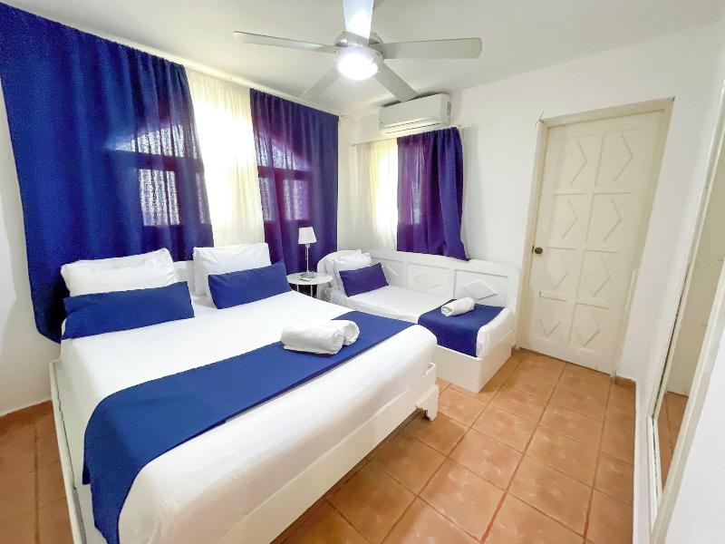 Korales Beach Apartments image