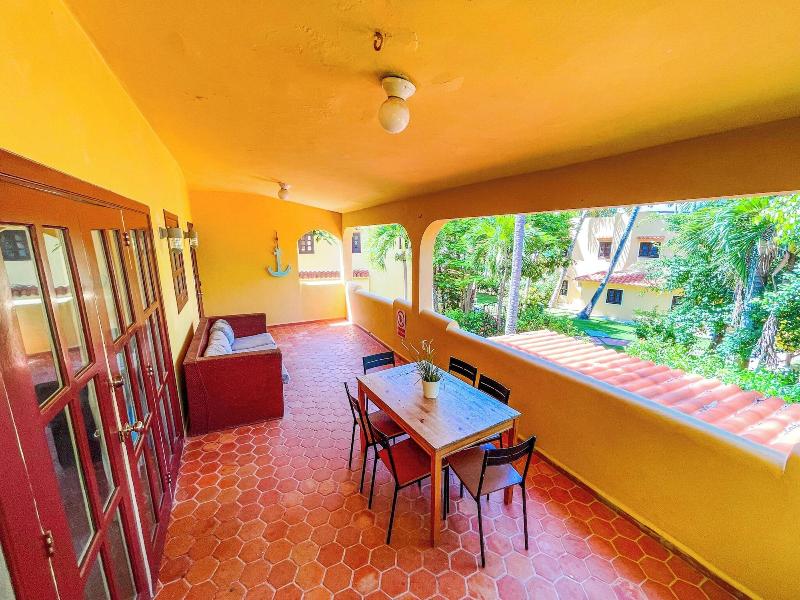 Korales Beach Apartments image