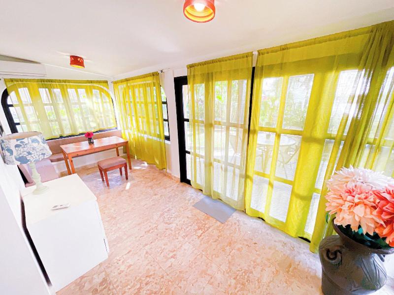 Korales Beach Apartments image