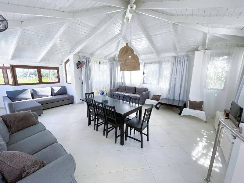 Korales Beach Apartments image