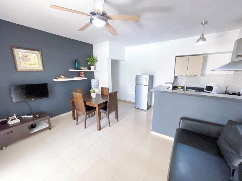 Korales Beach Apartments image