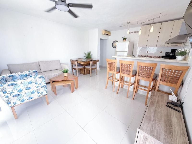 Korales Beach Apartments image