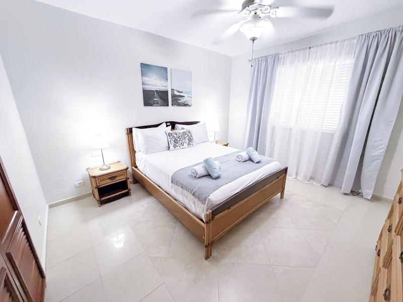 Korales Beach Apartments image