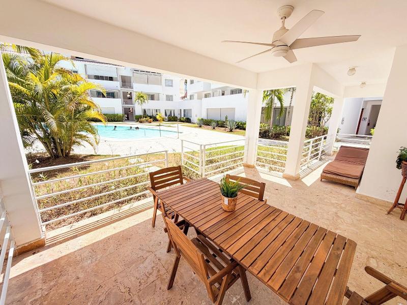 Korales Beach Apartments image