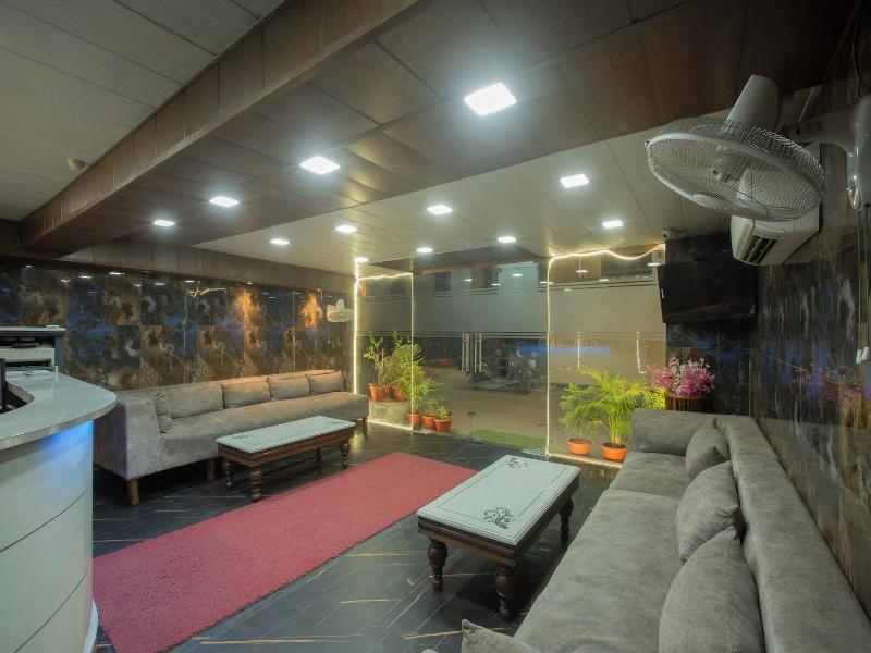 Hotel Triton Grand image