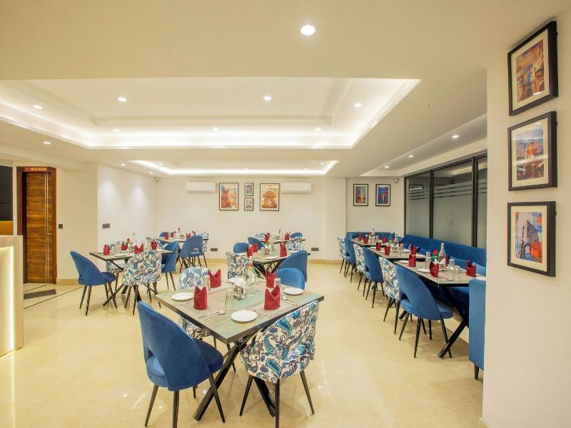 Hotel Triton Grand image