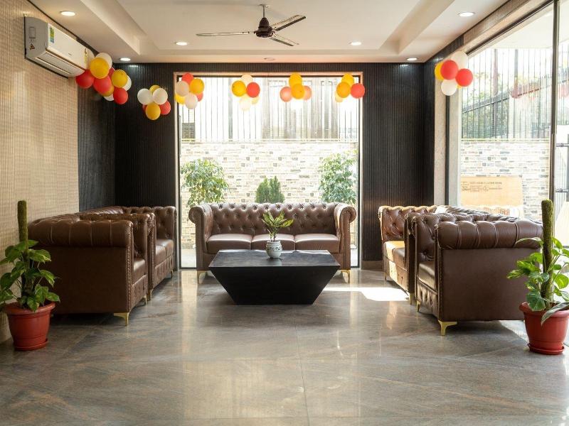 Divine Hotels & Banquets image