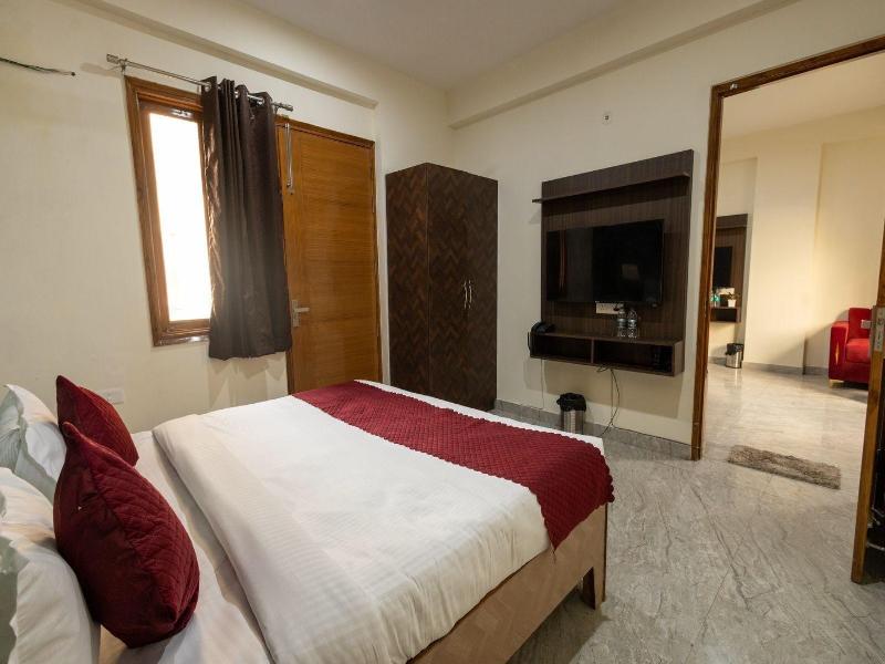 Divine Hotels & Banquets image