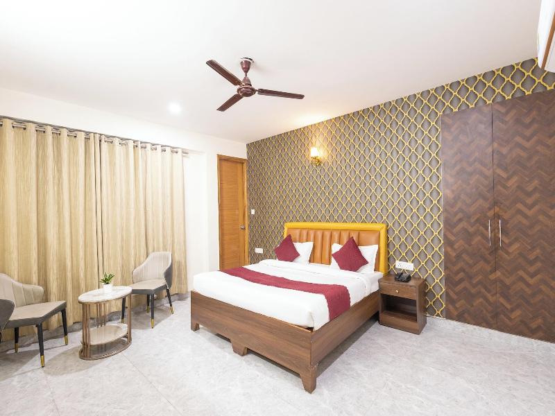 Divine Hotels & Banquets image