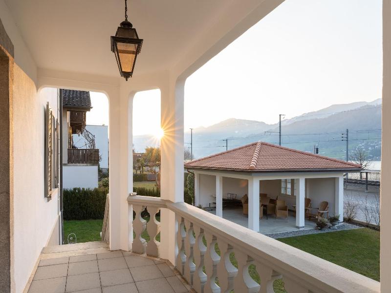 Verena's Boutique Villa Au Lac image