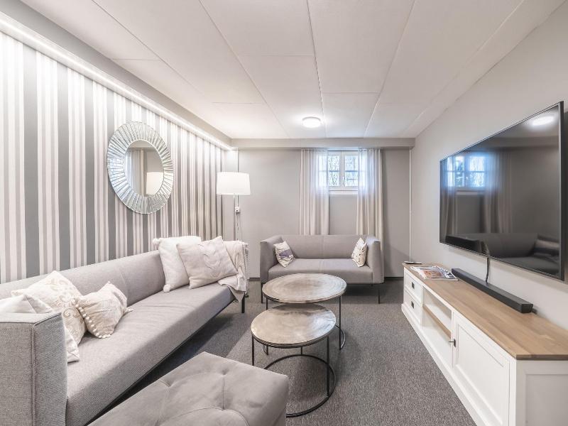Verena's Boutique Villa Au Lac image