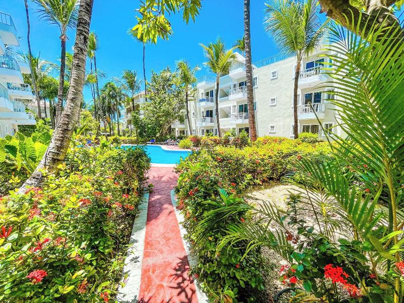 Caribbean Ocean Breeze Beach Hotel image