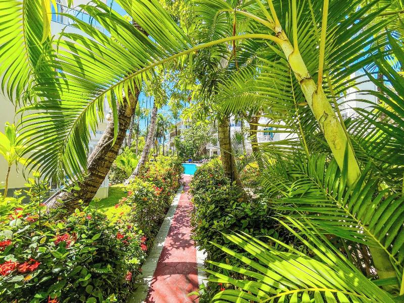 Caribbean Ocean Breeze Beach Hotel image