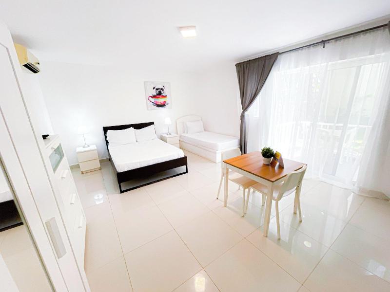 Caribbean Ocean Breeze Beach Hotel image