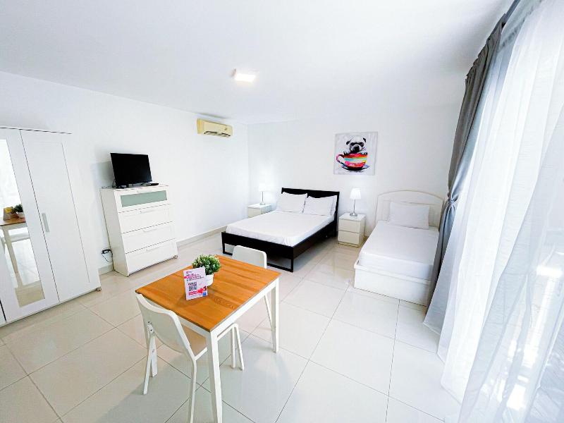 Caribbean Ocean Breeze Beach Hotel image