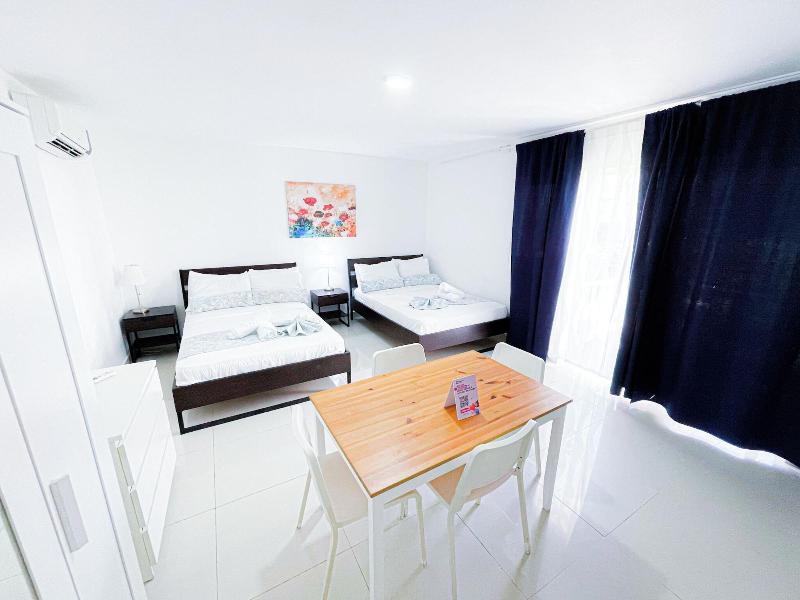 Caribbean Ocean Breeze Beach Hotel image