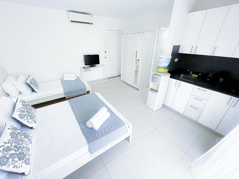 Caribbean Ocean Breeze Beach Hotel image