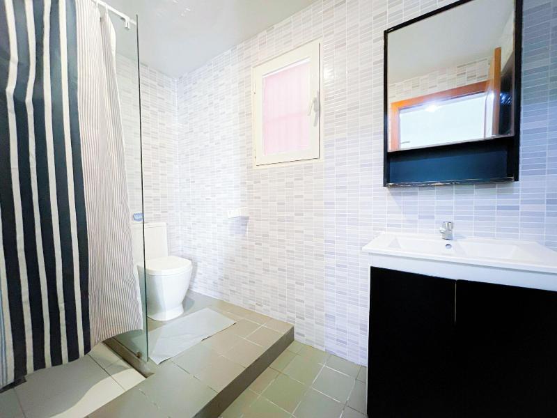 Caribbean Ocean Breeze Beach Hotel image