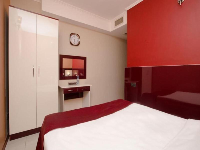 Deluxe Boutique Hotel image