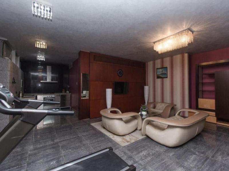 Deluxe Boutique Hotel image