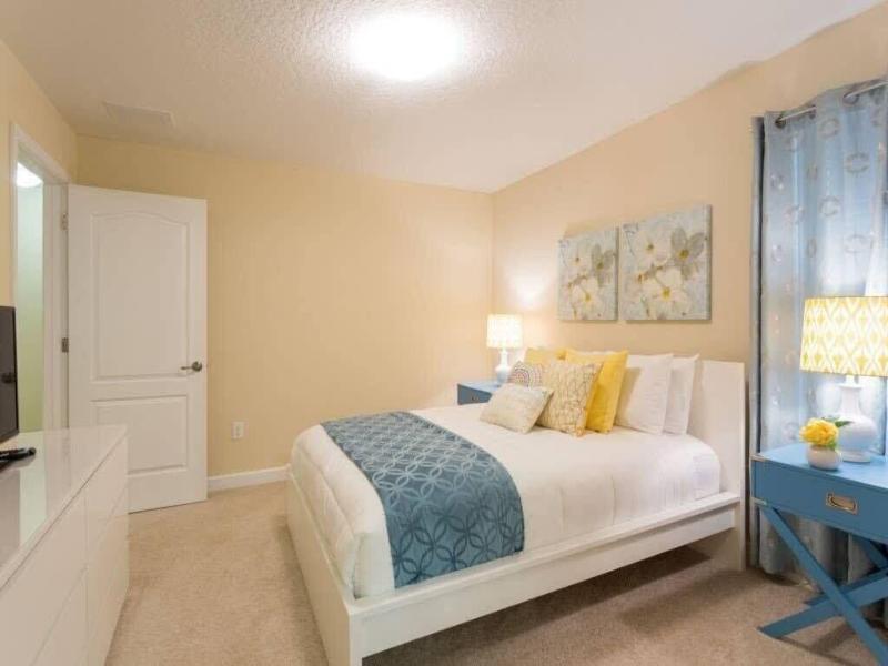 Spacious 5br, Private Pool, Beautiful Decor image