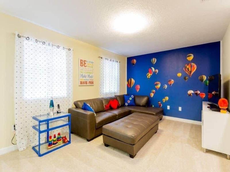 Spacious 5br, Private Pool, Beautiful Decor image