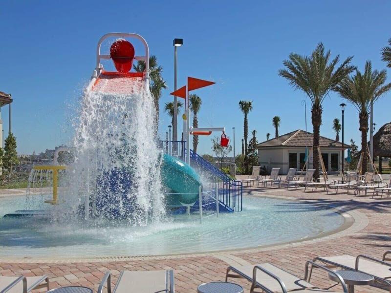 Spacious 5br, Private Pool, Beautiful Decor image
