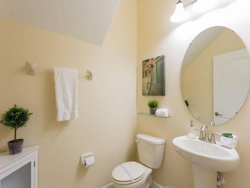Spacious 5br, Private Pool, Beautiful Decor image