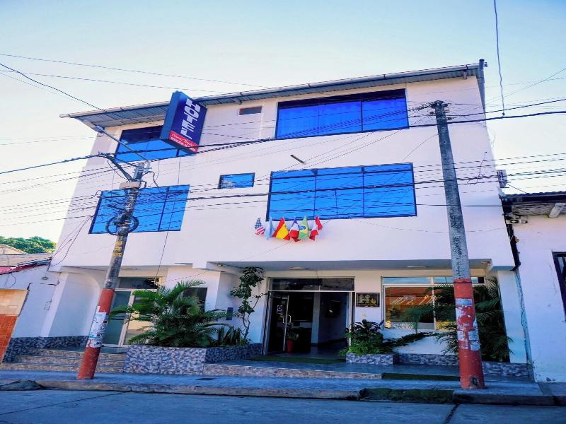 Hotel Sueã±o Tropical image