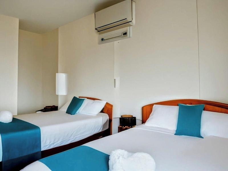 Hotel Sueã±o Tropical image