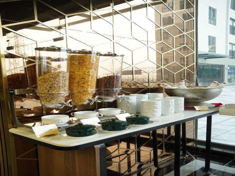 Bcons City Hotel image