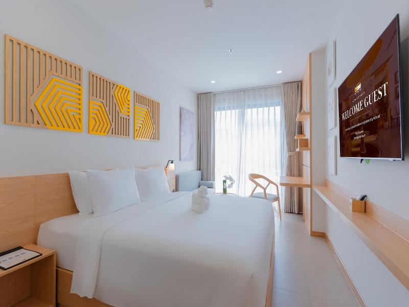 Bcons City Hotel image