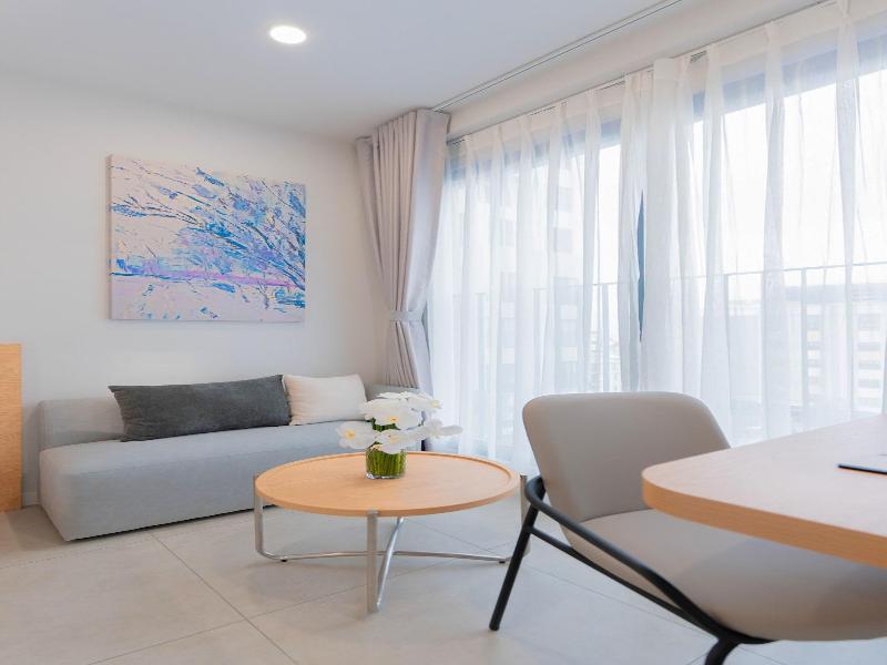 Bcons City Hotel image