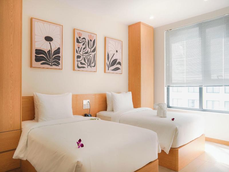 Bcons City Hotel image