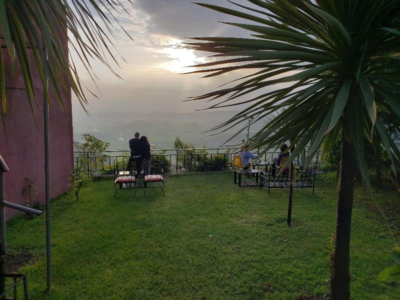 Top Twelve Hotel image
