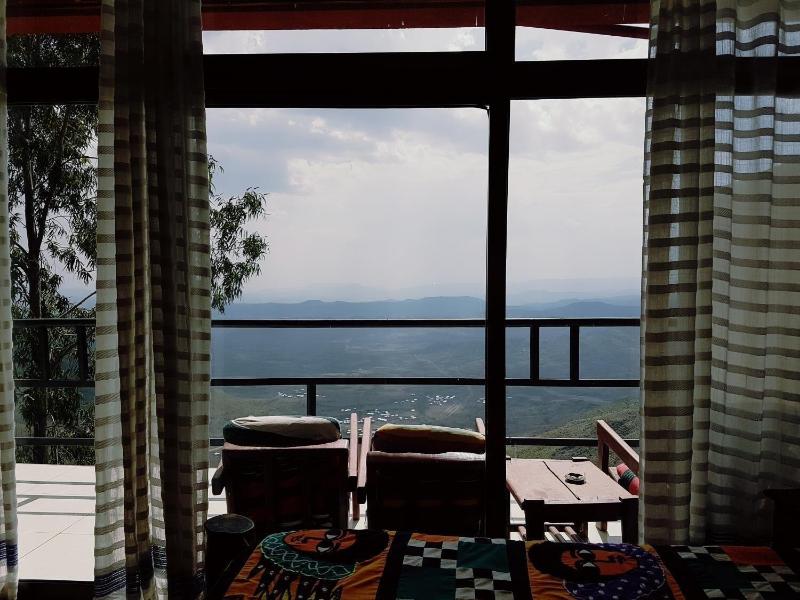 Top Twelve Hotel image