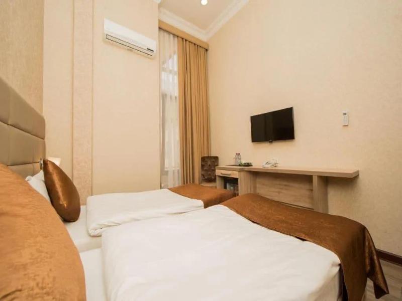 Passage Modern Hotel Baku image