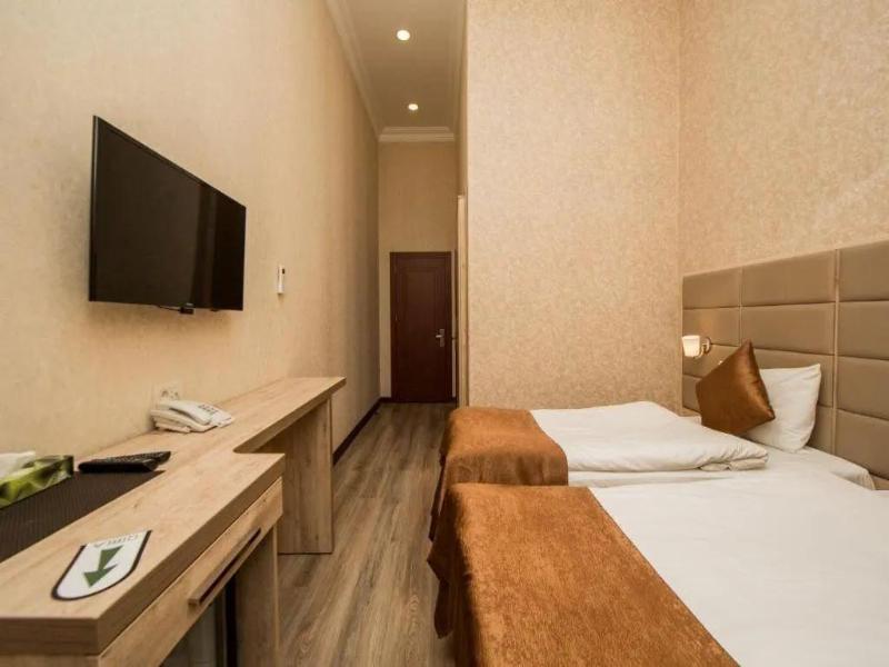 Passage Modern Hotel Baku image