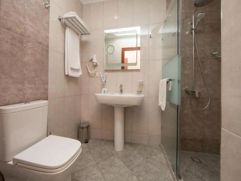 Passage Modern Hotel Baku image