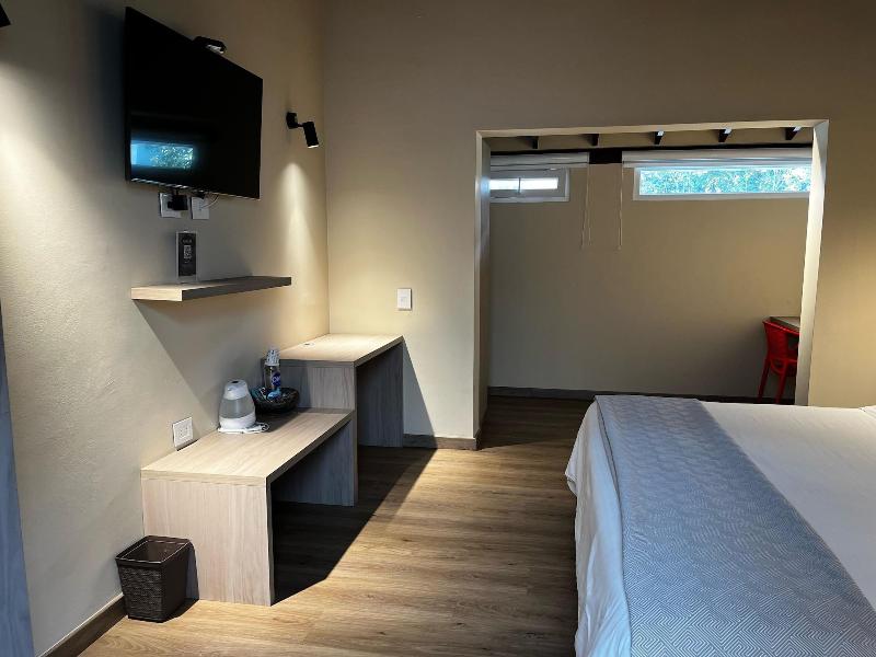 Isak Hotel & Golf Airport image