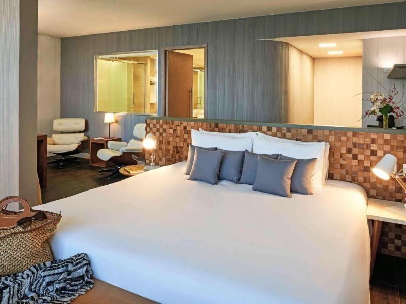 Regency Barra Hotel image
