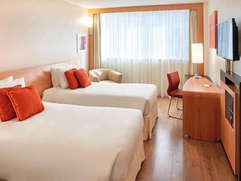 Regency Barra Hotel image