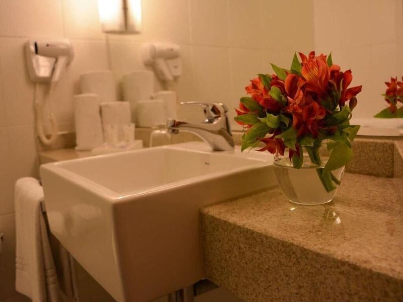 Regency Barra Hotel image